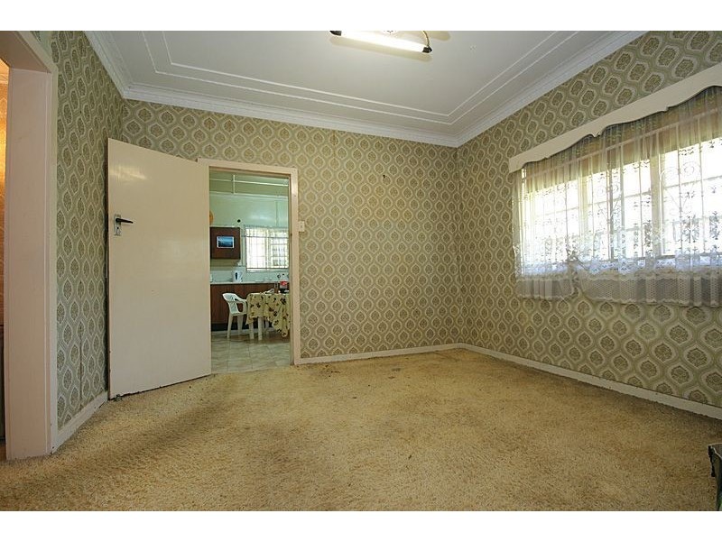 45 Disraeli St, Indooroopilly QLD 4068
