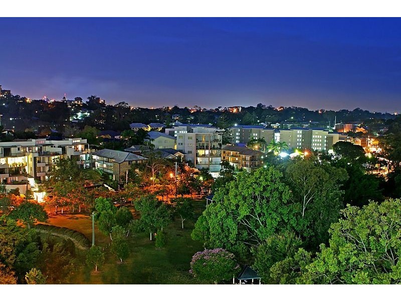 4/52 Underhill Ave, Indooroopilly QLD 4068