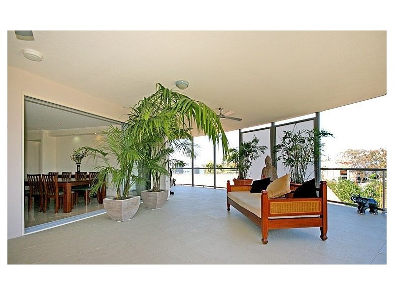 4/52 Underhill Ave, Indooroopilly QLD 4068