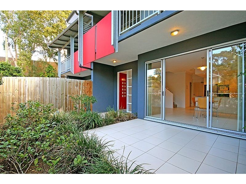 2/97 Primrose St, Sherwood QLD 4075