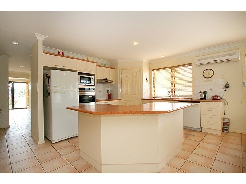 7 Tully St, Forest Lake QLD 4078
