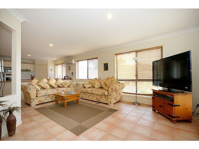7 Tully St, Forest Lake QLD 4078