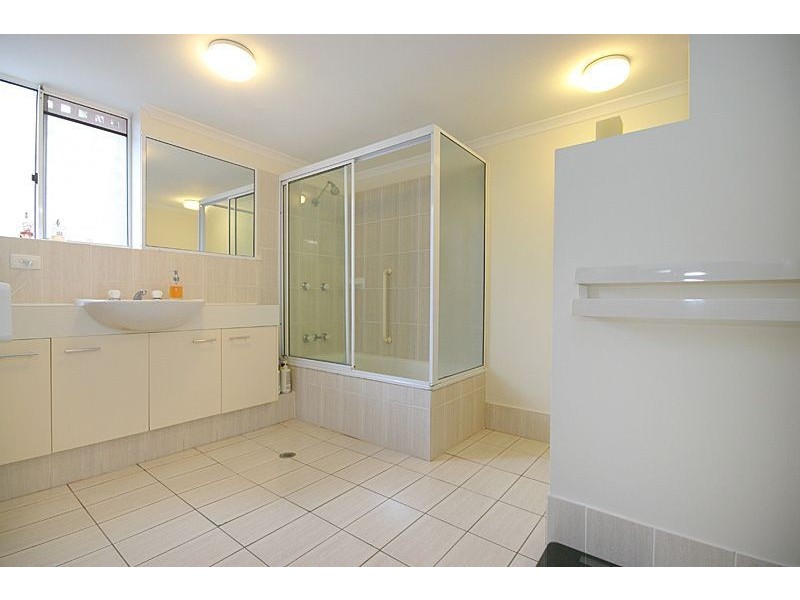 1/33 Frederick St, Taringa QLD 4068