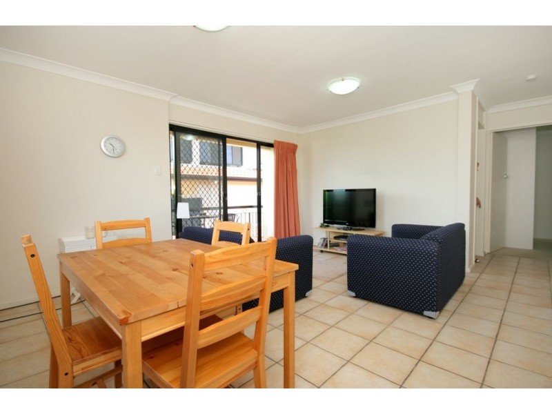 2/31 Sisley St, St Lucia QLD 4067