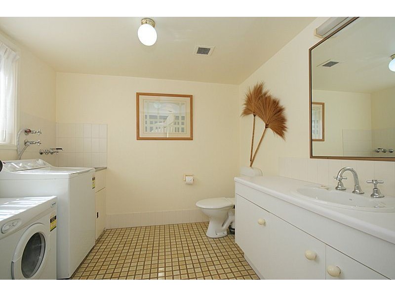 16/117 Old Burleigh Rd, Broadbeach QLD 4218