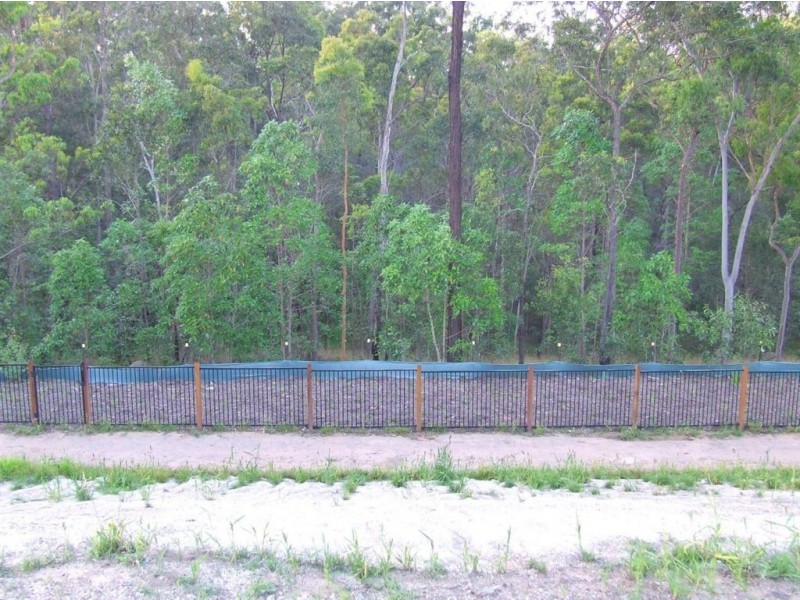 8 Lomandra Court, Brookwater QLD 4300