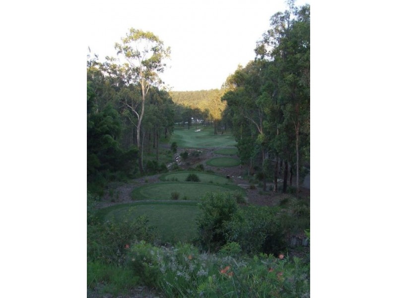 8 Lomandra Court, Brookwater QLD 4300