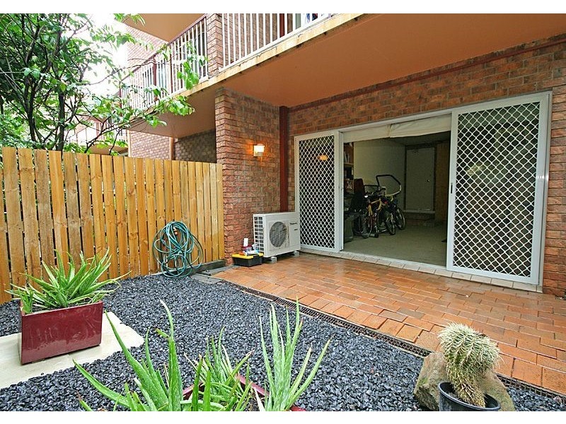 1/33 Frederick St, Taringa QLD 4068