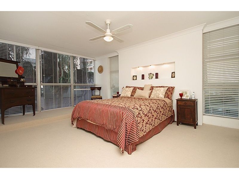 22/24 Dunmore Tce, Auchenflower QLD 4066