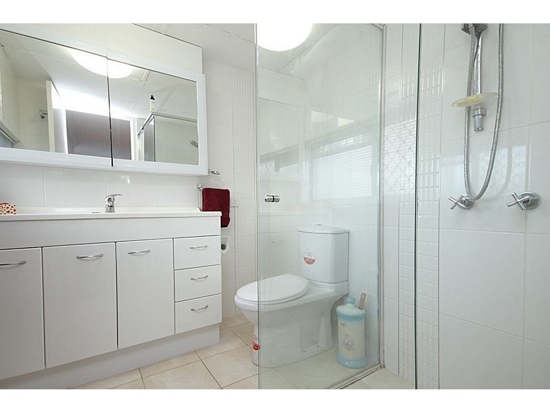 22/24 Dunmore Tce, Auchenflower QLD 4066