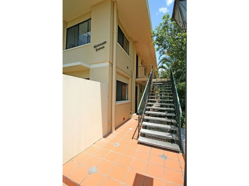 2/31 Sisley St, St Lucia QLD 4067