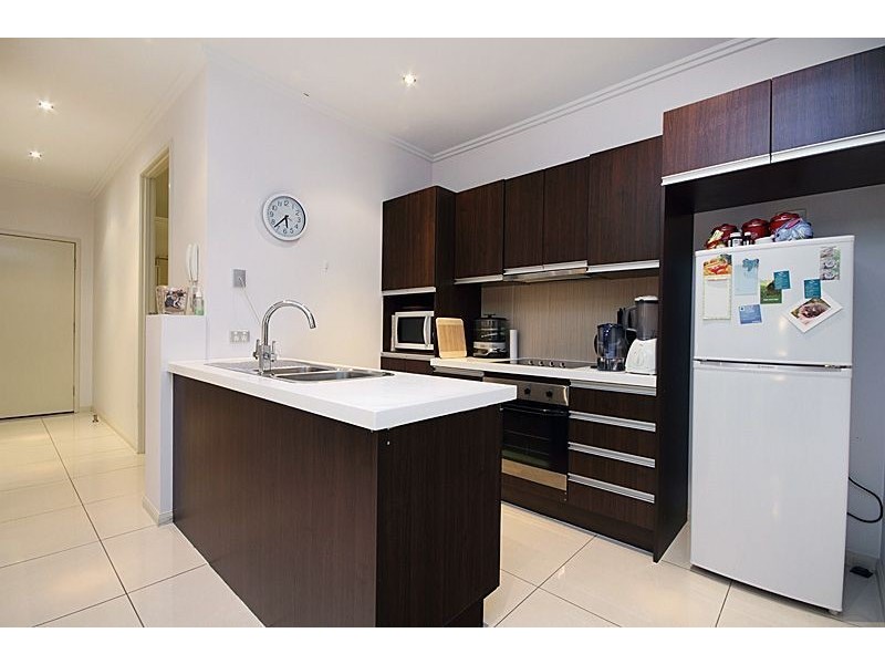 302/28 Dengate Lane, St Lucia QLD 4067