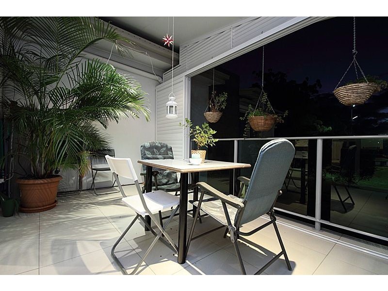 302/28 Dengate Lane, St Lucia QLD 4067