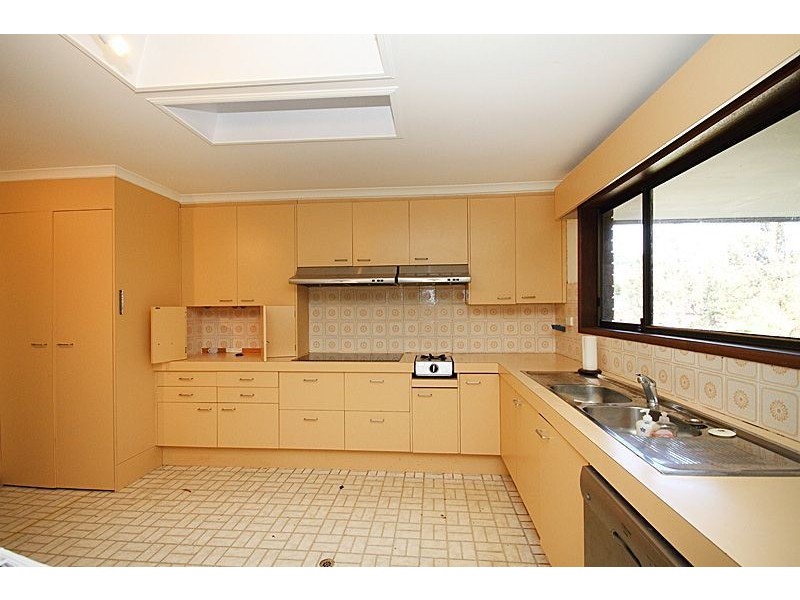 33 Goolman St, Chapel Hill QLD 4069