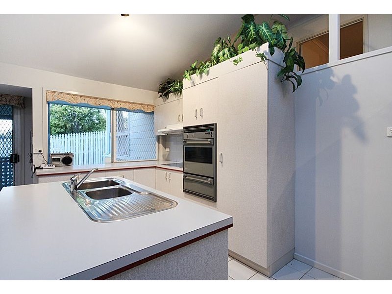 20 Blyde St, Sinnamon Park QLD 4073