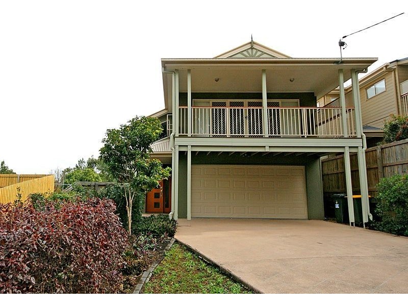 11 Kate St, Indooroopilly QLD 4068
