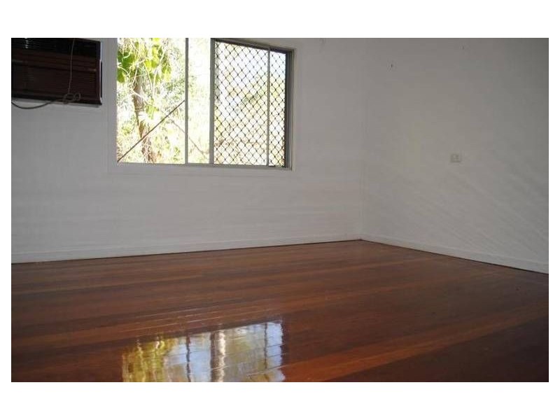 201 Jesmond Rd, Indooroopilly QLD 4068