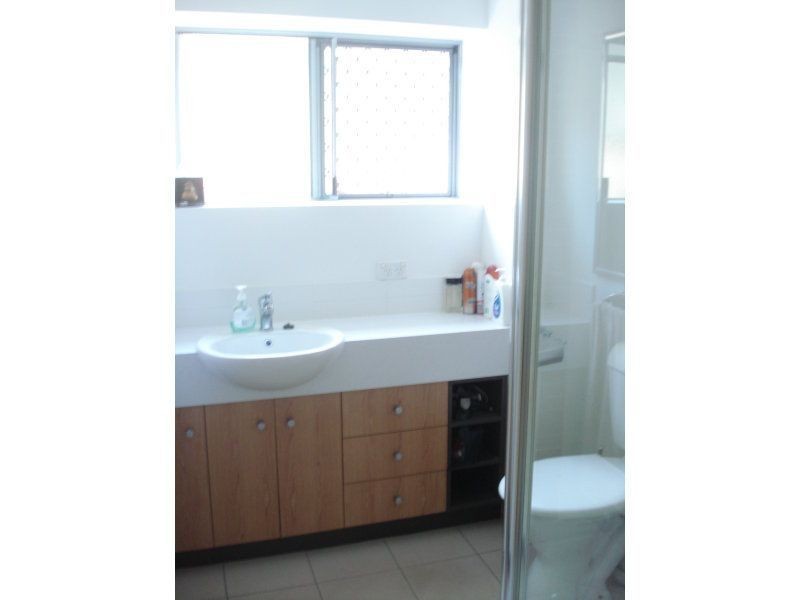 1/42 Ruskin St, Taringa QLD 4068
