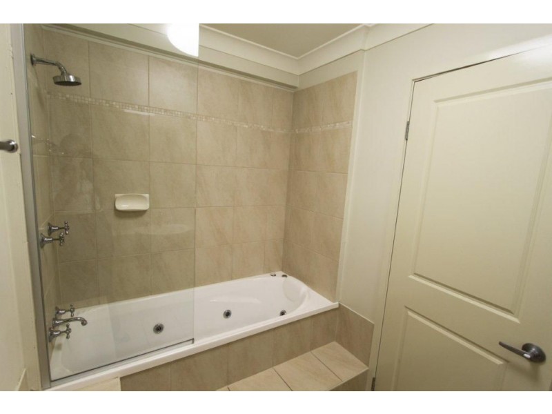 4/37 Indooroopilly Rd, Taringa QLD 4068