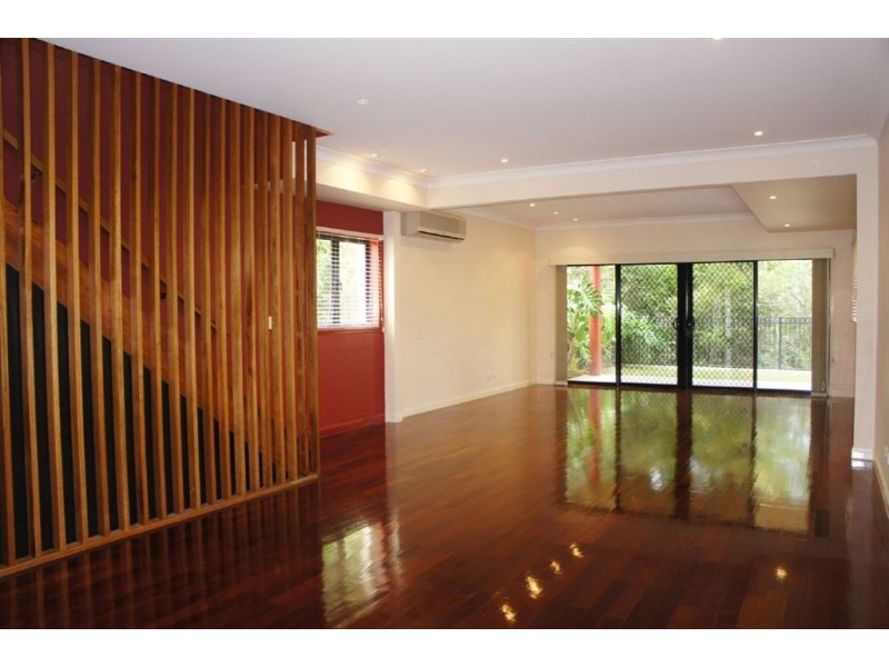 1/278 Indooroopilly Rd, Indooroopilly QLD 4068