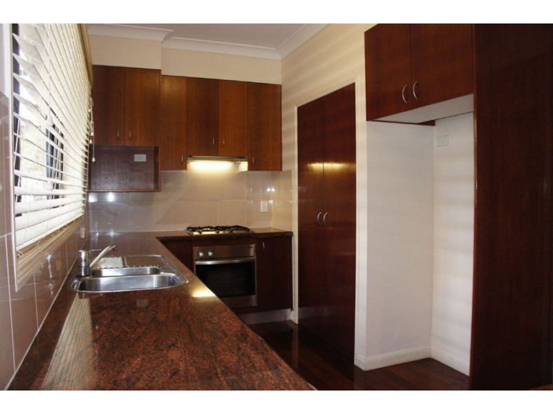 1/278 Indooroopilly Rd, Indooroopilly QLD 4068