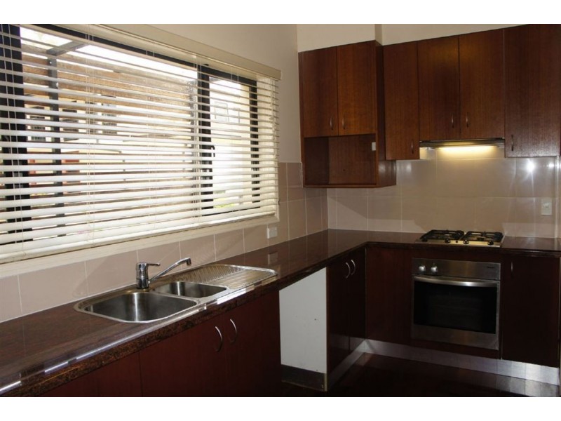 1/278 Indooroopilly Rd, Indooroopilly QLD 4068