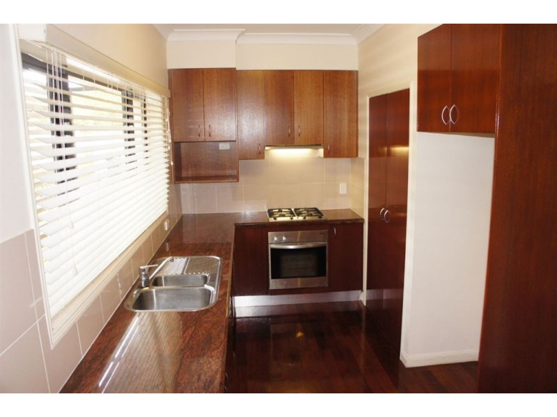 1/278 Indooroopilly Rd, Indooroopilly QLD 4068