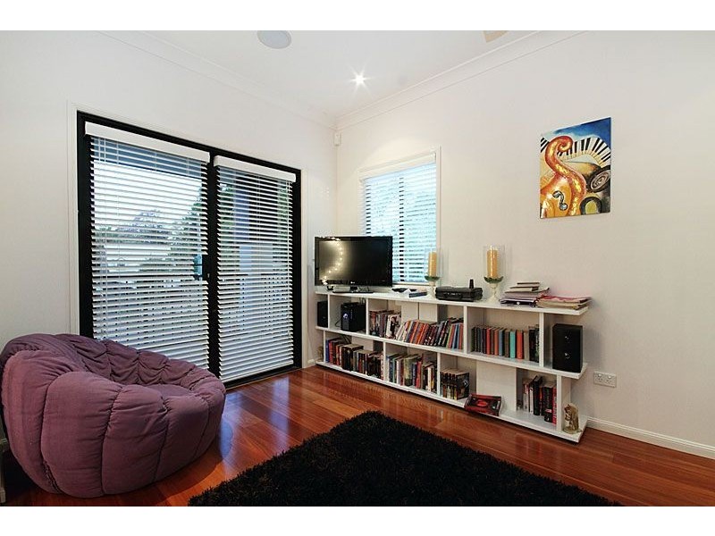 3 Luxford St, Chelmer QLD 4068