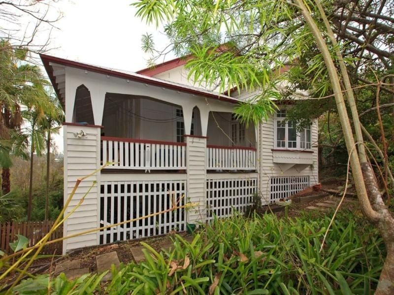 132 Sherwood Rd, Toowong QLD 4066