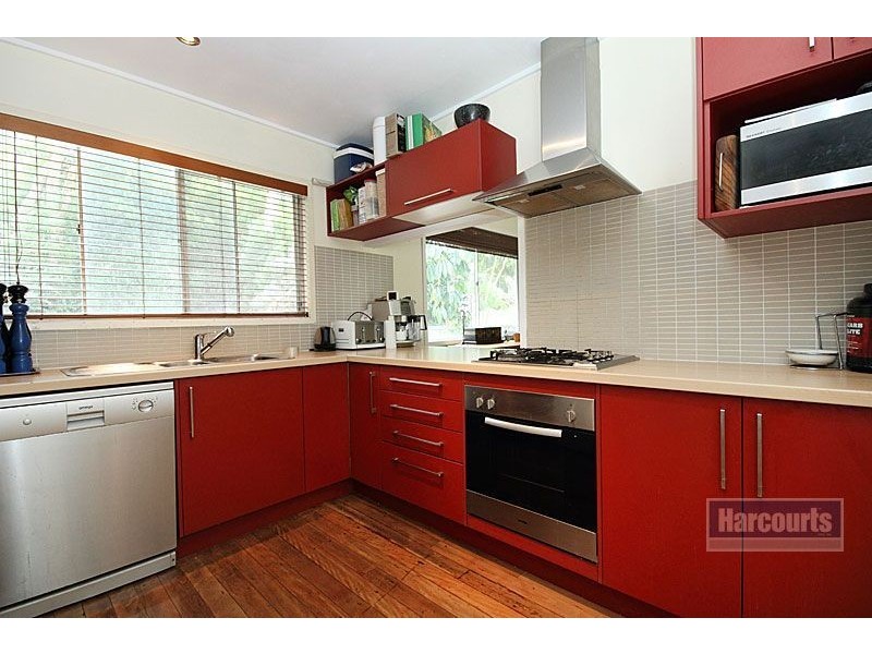 33 Fallbrook St, Kenmore QLD 4069