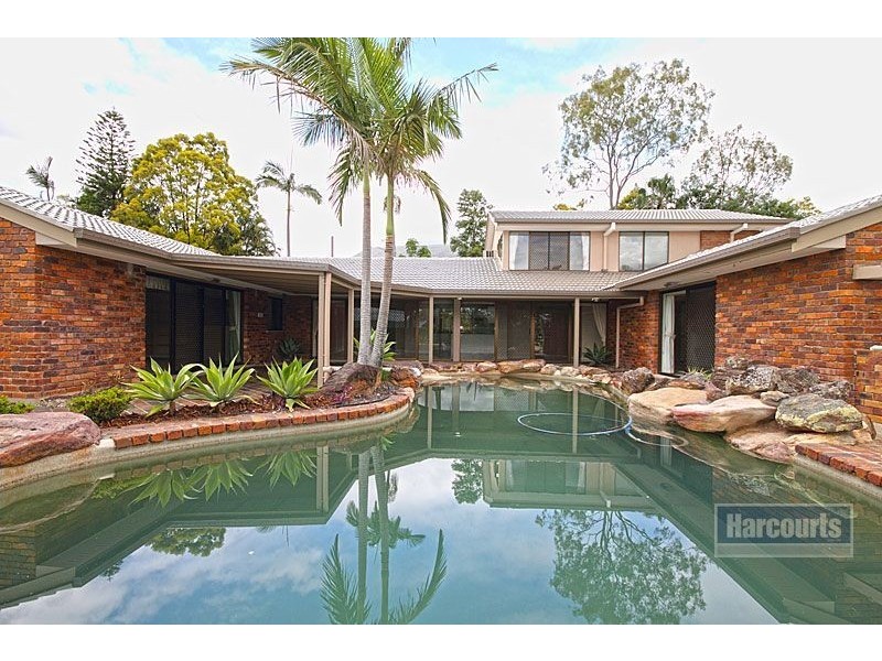 3 Sturt Ct, Mount Ommaney QLD 4074