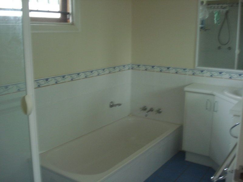 7 Kenton St, Chapel Hill QLD 4069