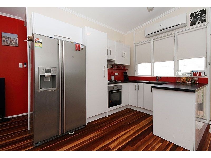 2/9 Salisbury St, Indooroopilly QLD 4068