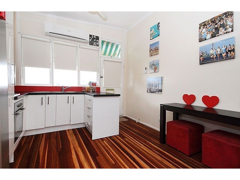 2/9 Salisbury St, Indooroopilly QLD 4068