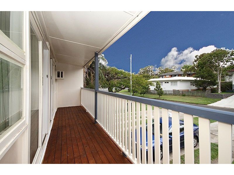 2/9 Salisbury St, Indooroopilly QLD 4068