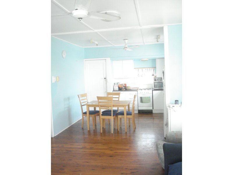 22 Alexandra Ave, Taringa QLD 4068