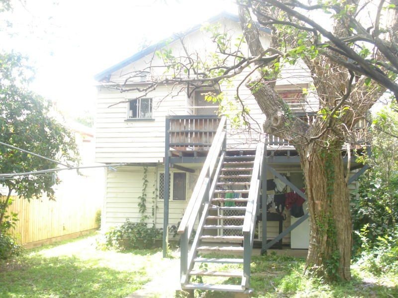 22 Alexandra Ave, Taringa QLD 4068