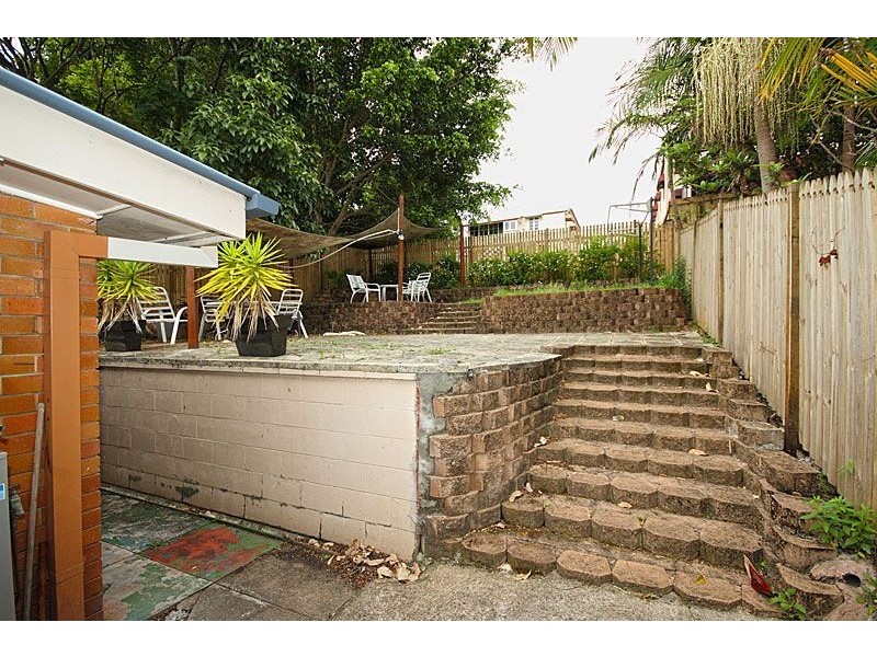 9 Salisbury st, Indooroopilly QLD 4068