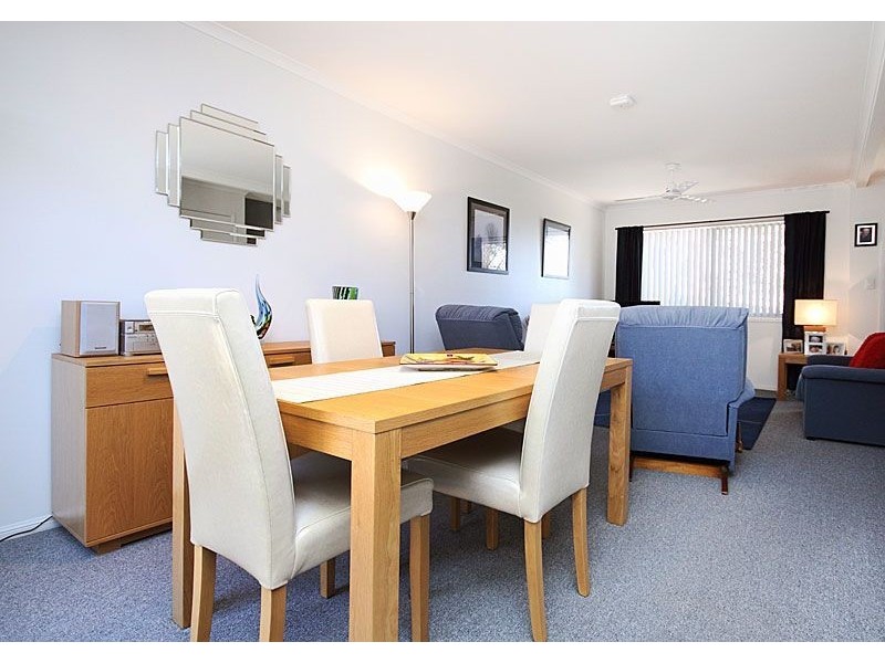 4/32 Tomkins Rd, Riverhills QLD 4074