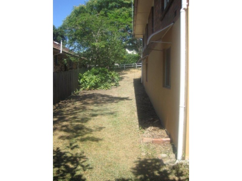 2 Hillsdon Rd, Taringa QLD 4068