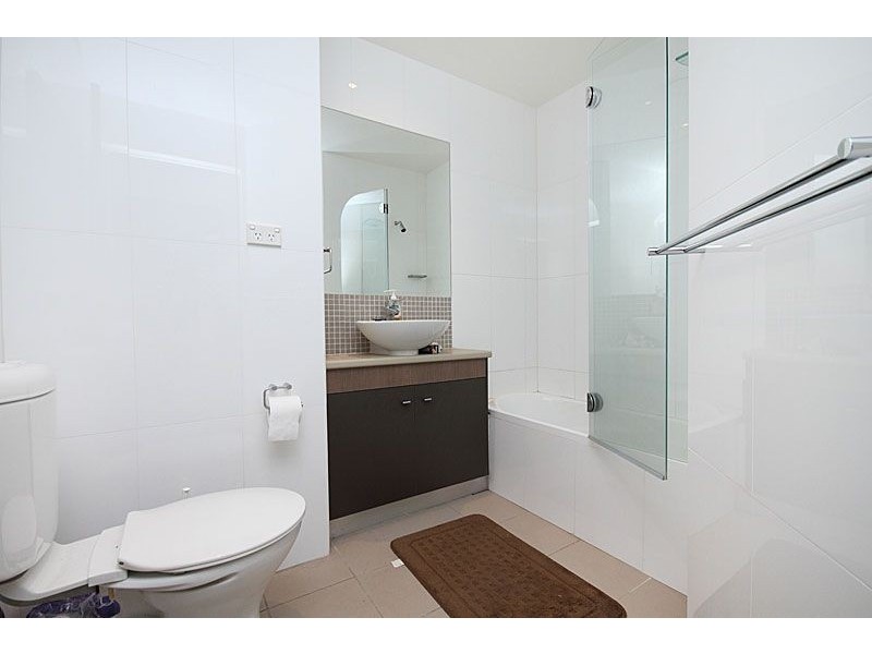 1/275 Moggill Rd, Indooroopilly QLD 4068