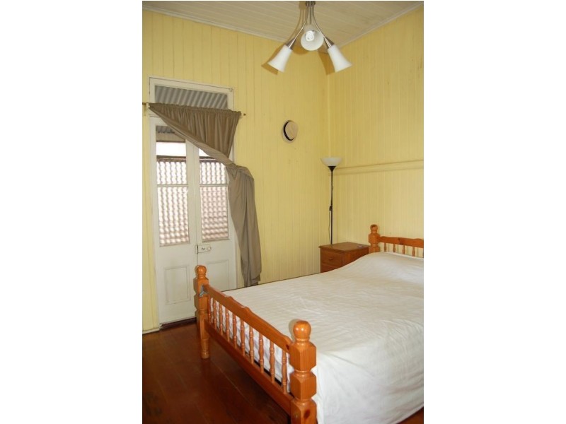 4 Palmerston, Annerley QLD 4103