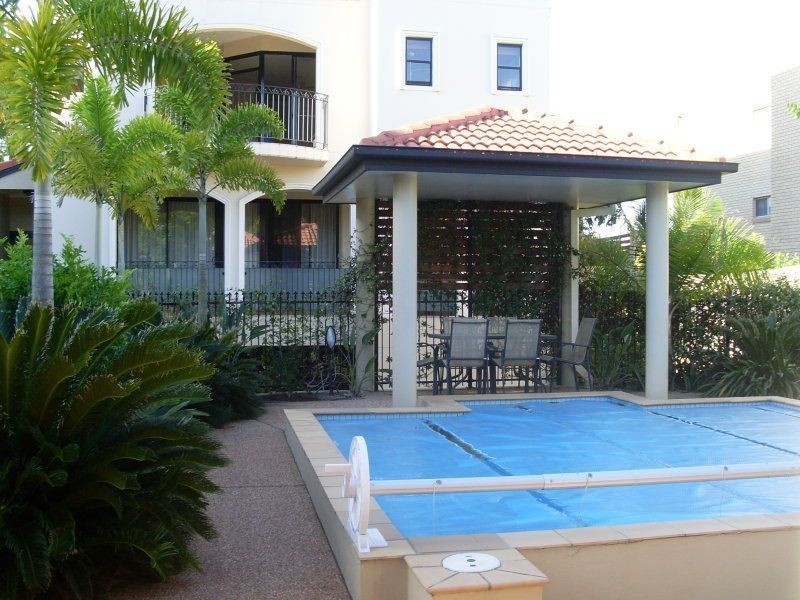 4/58 Sisley St, St Lucia QLD 4067