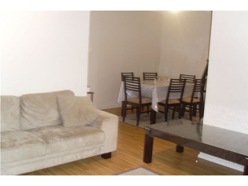 3/9 Broomfield St, Taringa QLD 4068