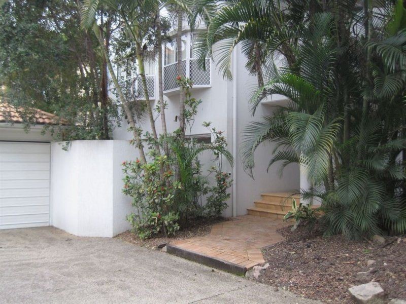 1/212 Sir Fred Schonell Dr, St Lucia QLD 4067