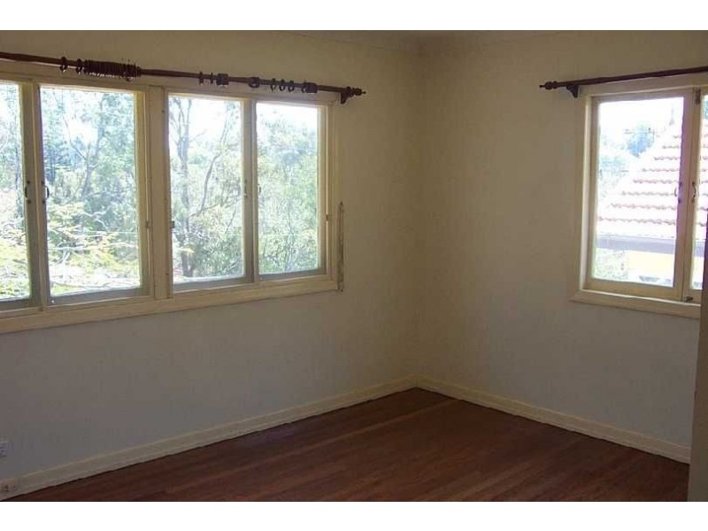 12 Camira St, St Lucia QLD 4067