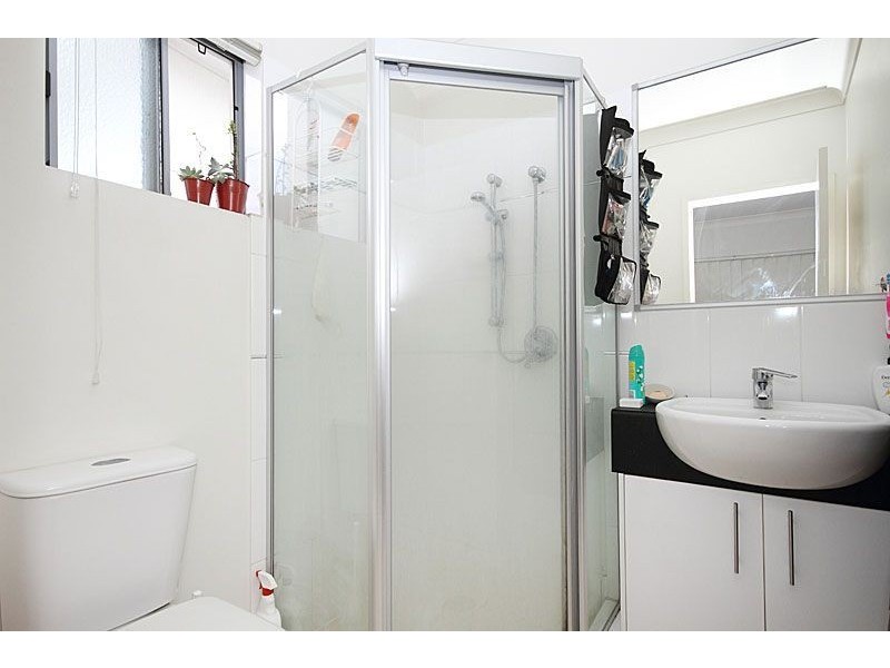 10/41 Coonan, Indooroopilly QLD 4068