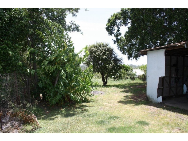 6 Mt Crosby Rd, Tivoli QLD 4305