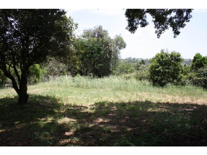 6 Mt Crosby Rd, Tivoli QLD 4305