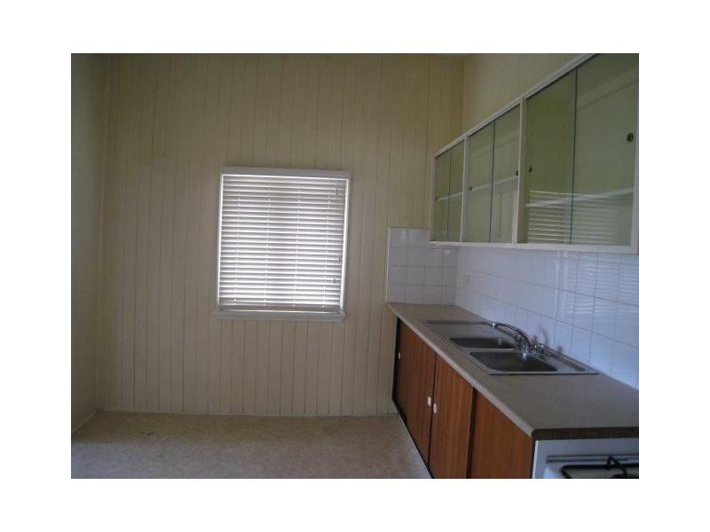 292 Milton Rd, Milton QLD 4064